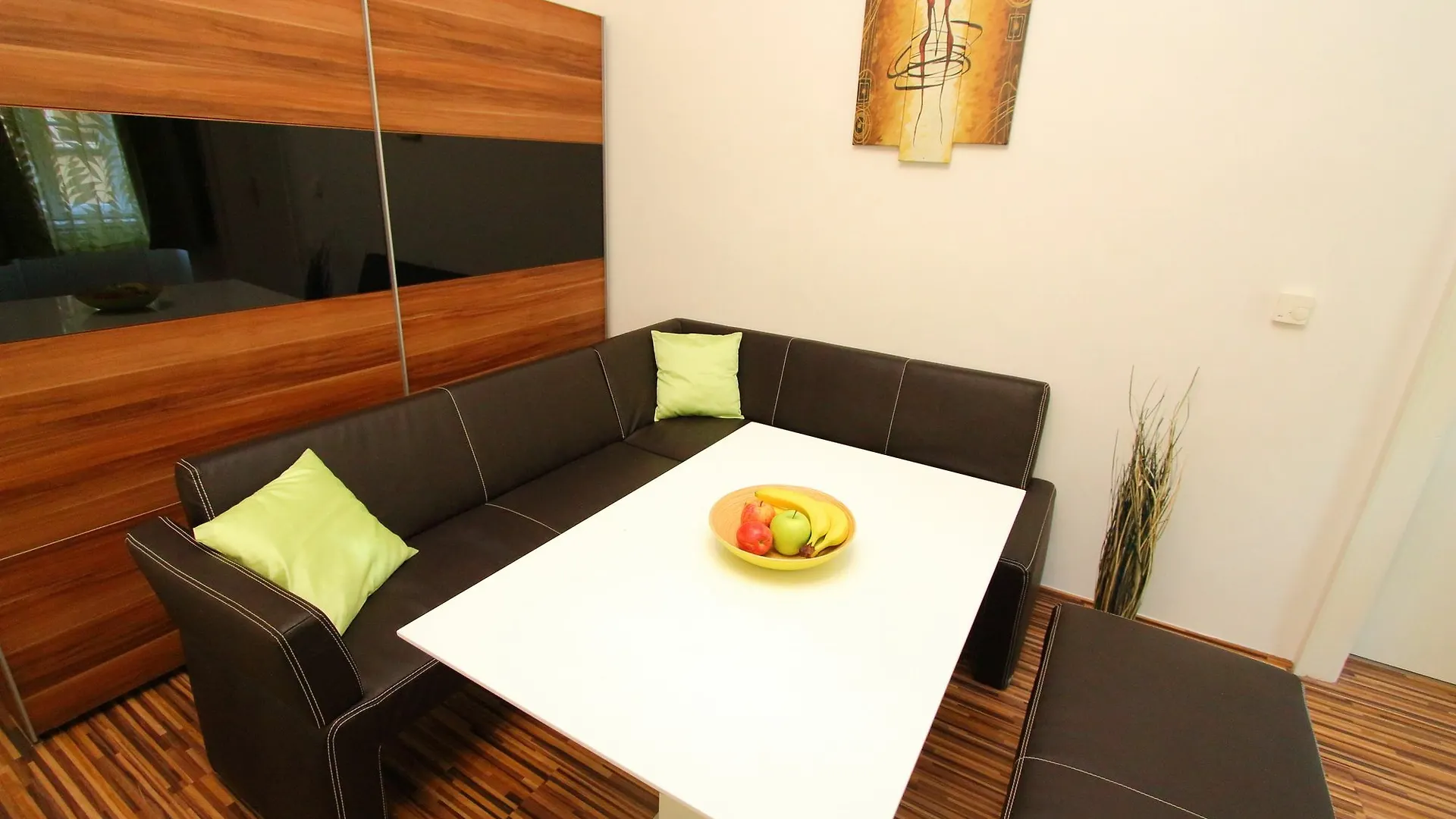 Apartman Checkvienna - Simmeringer Hauptstrasse Ausztria
